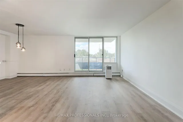 Additional image 8 of 11 Neilson Dr Unit 502