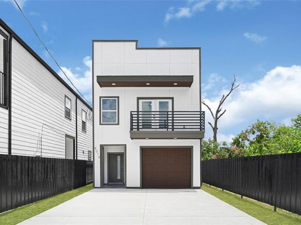 8018 Sealey St, Houston, TX 77088