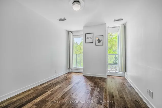 Additional image 35 of 2212 Lake Shore Blvd Unit Th04