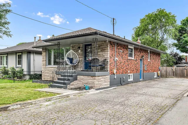 Additional image 2 of 70 Deschene Ave