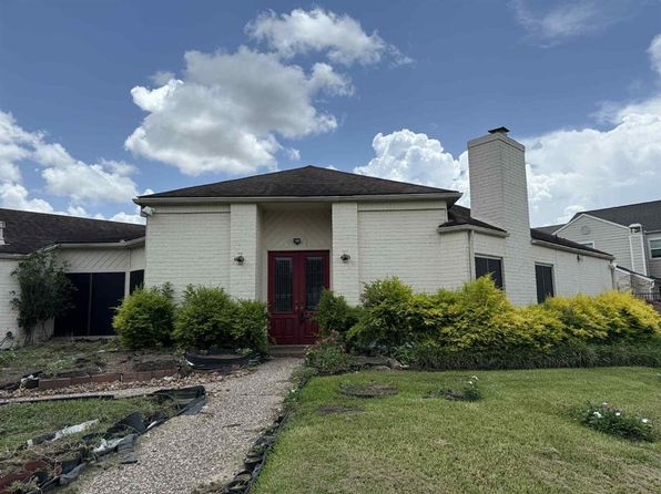 2302 Ashford Hollow Ln, Houston, TX 77077