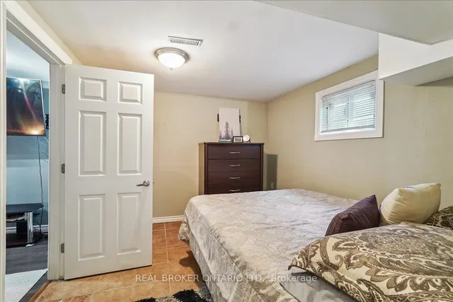 Additional image 14 of 3106 Redbank Cres