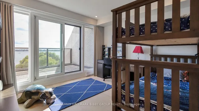 Additional image 25 of 99 Harbour Sq Unit 613