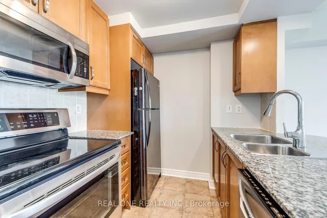 Additional image 11 of 100 Hayden St Unit 903