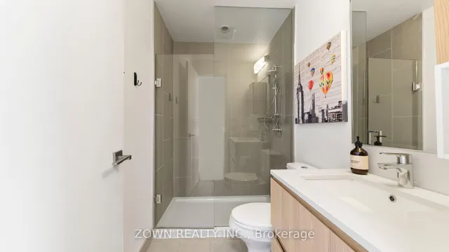 Additional image 31 of 36 Park Lawn Rd Unit 1408