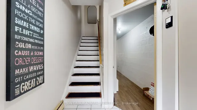 房产图片 17 - 22 Tandridge Cres 单元 812