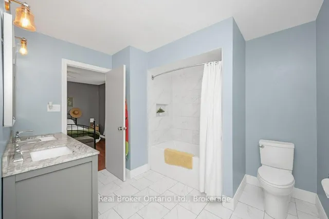 Additional image 12 of 2302 Malcolm Cres