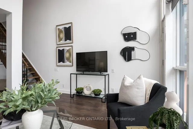 Additional image 10 of 5 Hanna Ave Unit 101