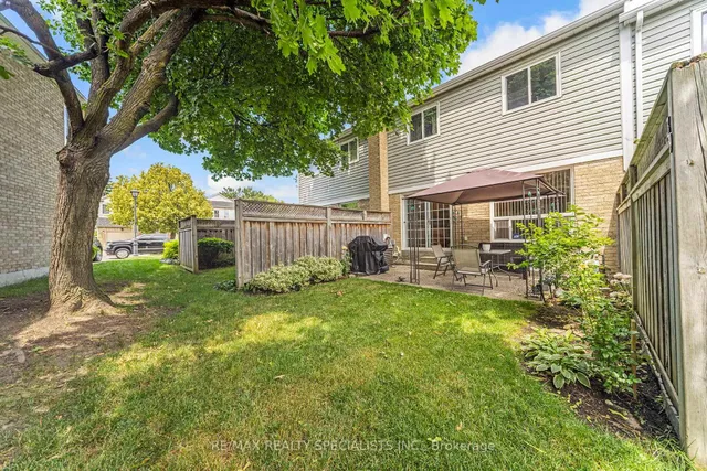 Additional image 41 of 39 Heathcliffe Sq