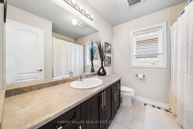 Additional image 31 of 36 Boundbrook Dr