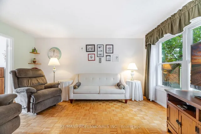 Additional image 8 of 29 Barr Cres