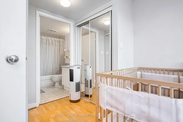 Additional image 16 of 650 Queens Quay Unit 1709