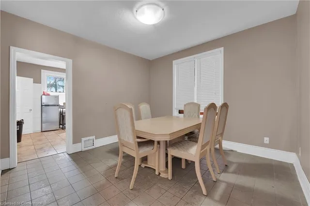 Additional image 16 of 738 King St