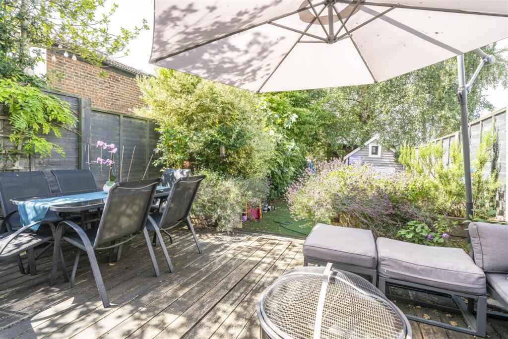 Additional image 21 of High Street, London Colney