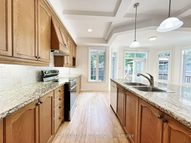 Additional image 21 of 507 Broadway Ave