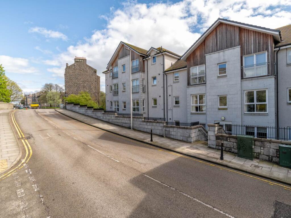 Additional image 12 of Park Street, The Courtyard, City Centre