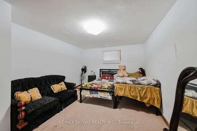 Additional image 39 of 20 Terra Cotta Cres
