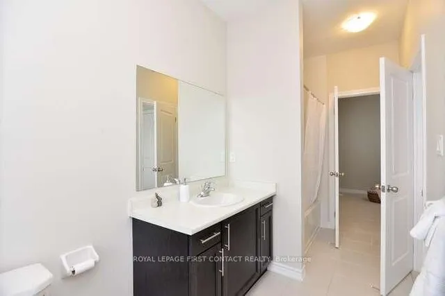 Additional image 30 of 24 Bachelor St