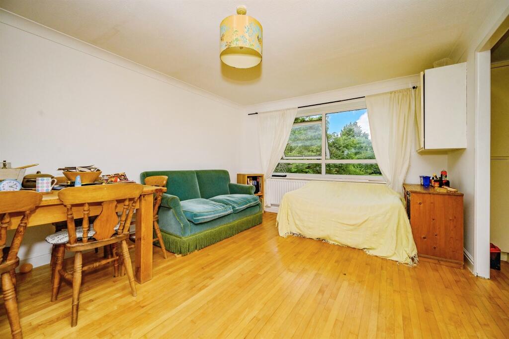 Additional image 5 of Hewitt Close, Wheathampstead, St. Albans