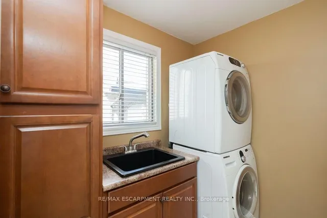 Additional image 29 of 10 Shadeland Cres