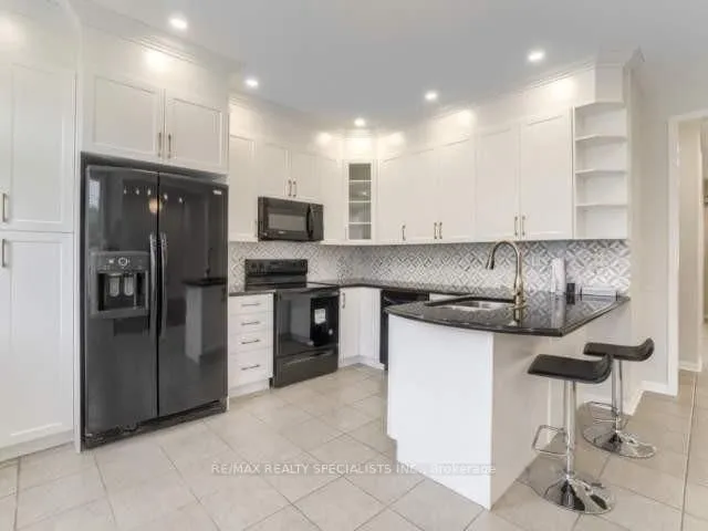 Additional image 18 of 923 Vickerman Way