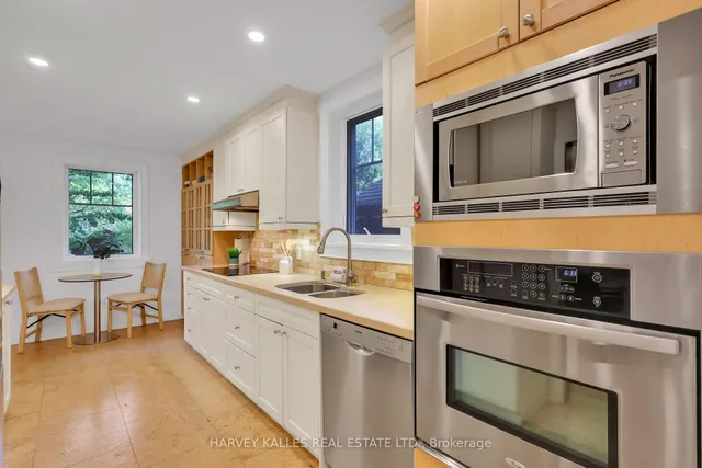 Additional image 17 of 109 Whitmore Ave