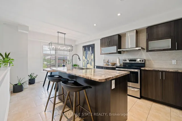 Additional image 16 of 136 Crafter Cres