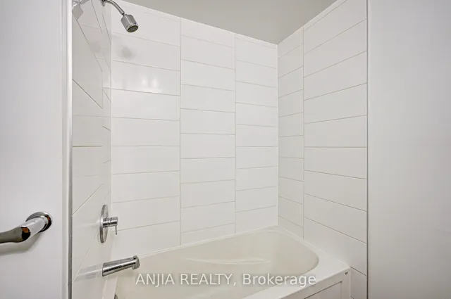 Additional image 26 of 50 Forest Manor Rd Unit 2205