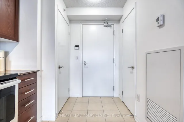 Additional image 11 of 830 LAWRENCE Ave Unit 1603