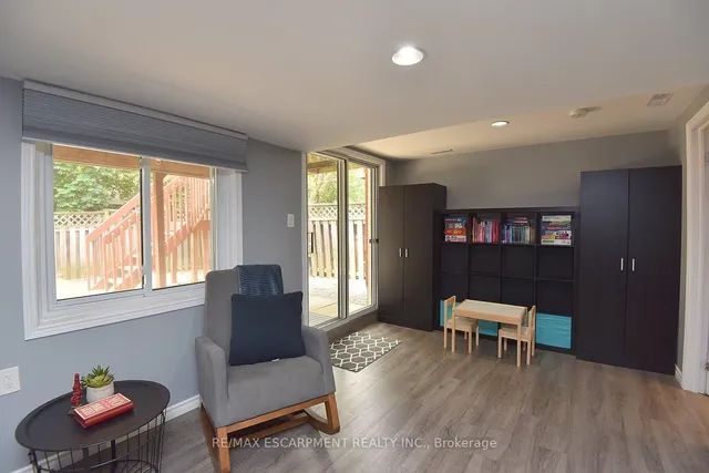 Additional image 43 of 27 Pirie Dr