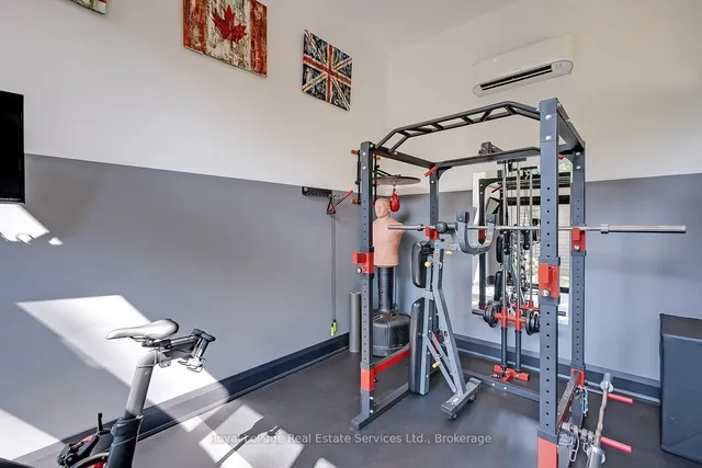 Additional image 49 of 111 Judith Cres