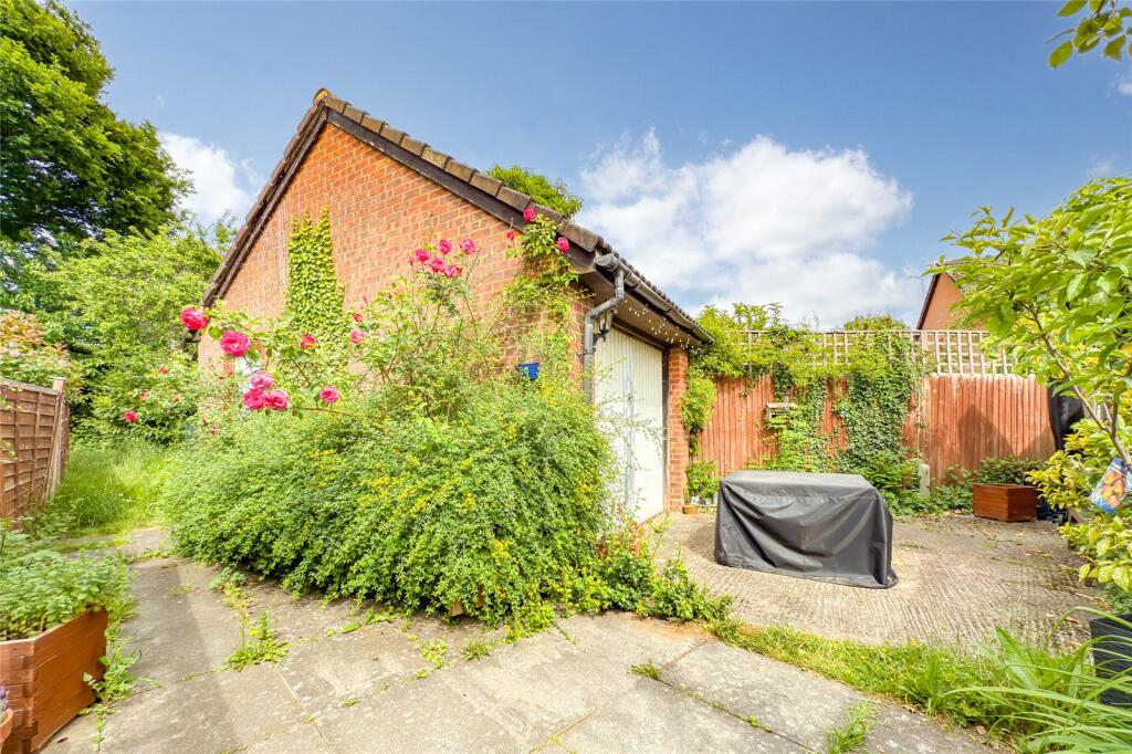 Additional image 3 of Colney Heath Lane, St. Albans, Hertfordshire, AL4
