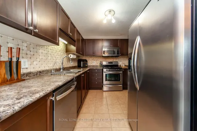 Additional image 10 of 55 Rockcliffe Dr