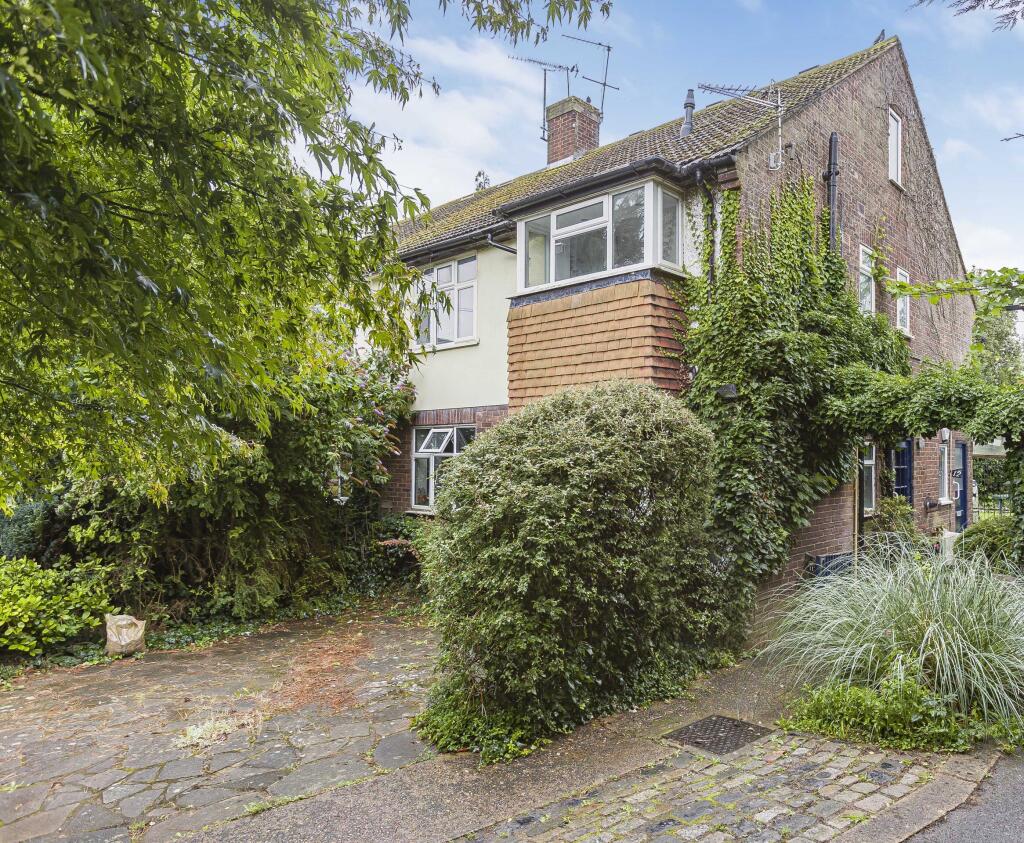 Additional image 18 of Riverside Close, St. Albans, Hertfordshire