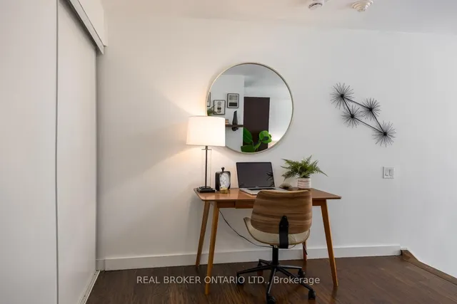 Additional image 20 of 5 Hanna Ave Unit 101