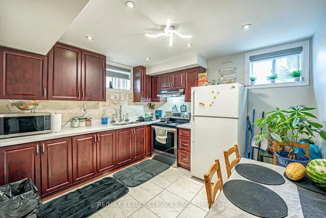 Additional image 32 of 18 Merrickville Way