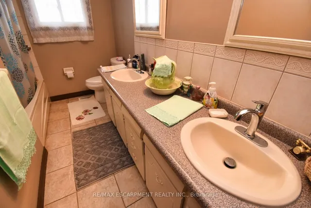 Additional image 22 of 18 Villa Crt