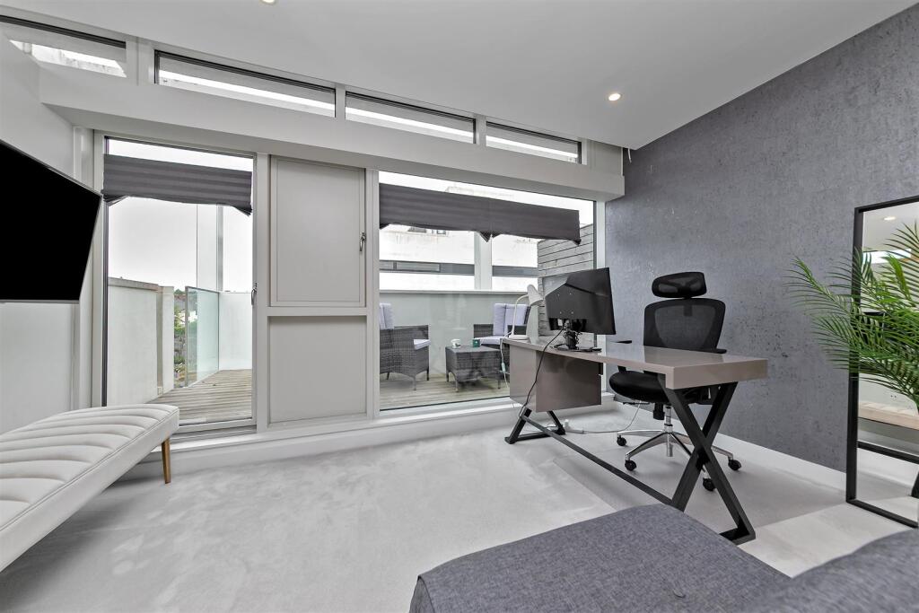 Additional image 8 of London Road, St. Albans