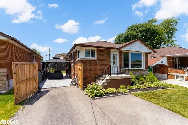 Additional image 28 of 42 Terrace Dr