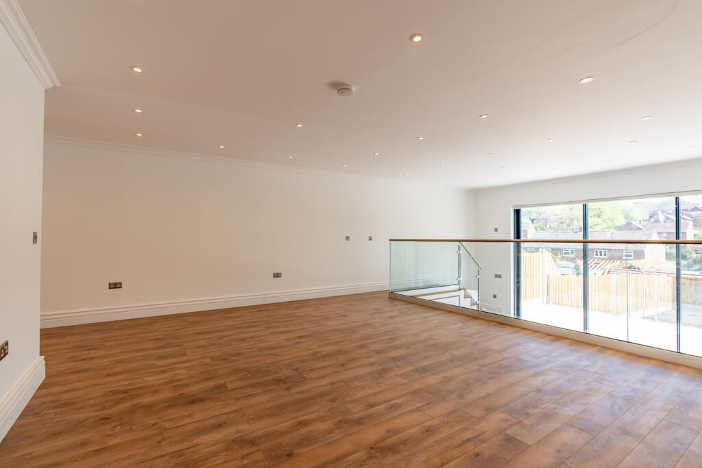 Additional image 5 of Batchwood Drive, St Albans, AL3