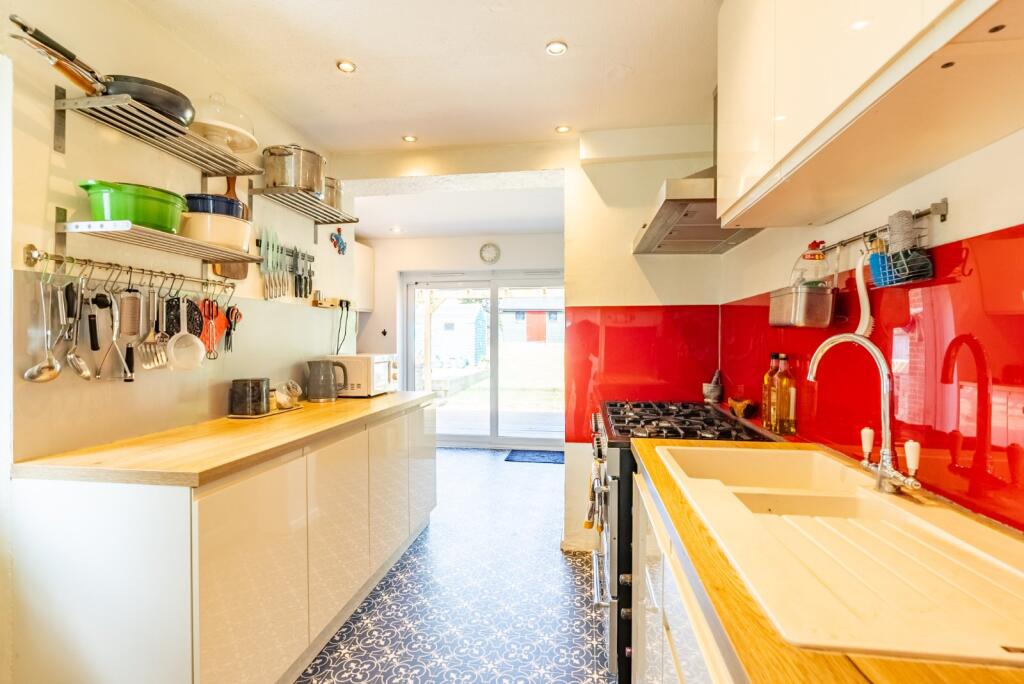 Additional image 7 of Spooners Drive, Park Street, St. Albans, Hertfordshire, AL2