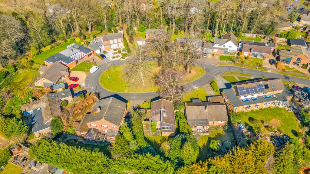 Additional image 18 of Willow Grove, Welwyn Garden City, Hertfordshire, AL8 7NA