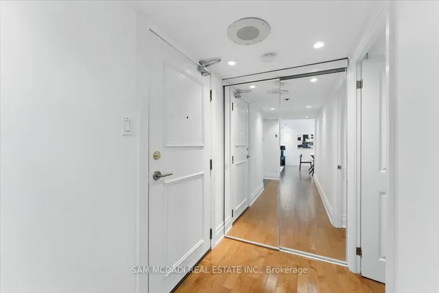 Additional image 3 of 2045 Lake Shore Blvd Unit 1605