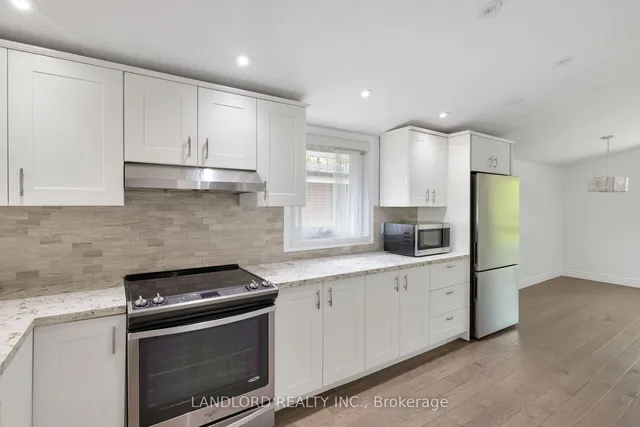 Additional image 34 of 34 Lyncroft Dr