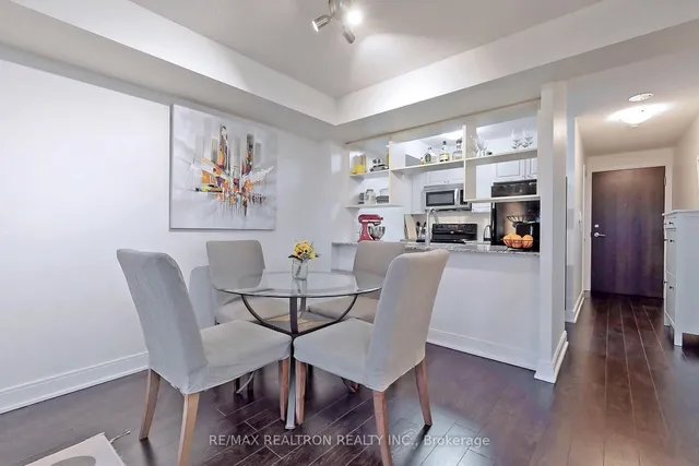 Additional image 35 of 125 Village Green Sq Unit 911