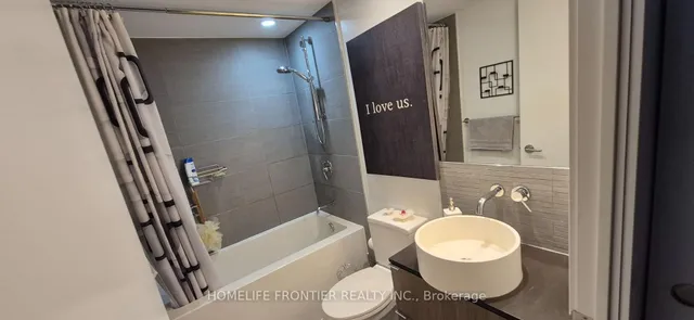 Additional image 6 of 161 Roehampton Ave Unit 226