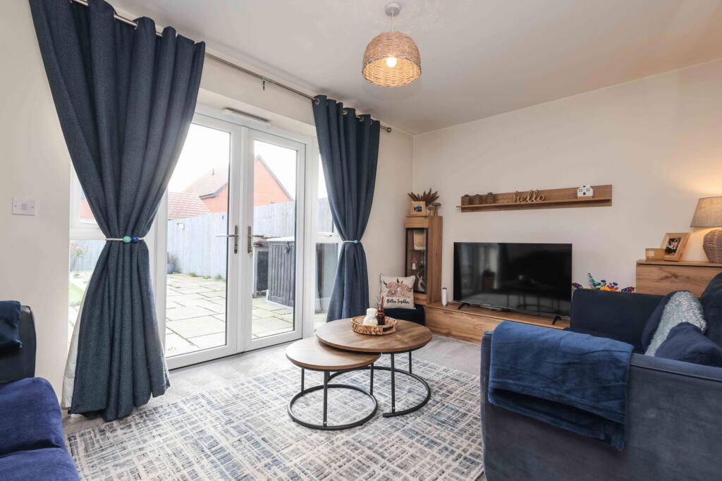 Additional image 6 of Compton Way B33