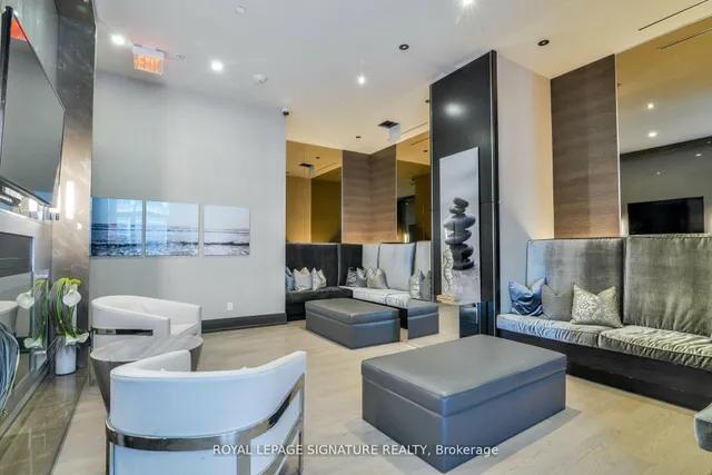 Additional image 37 of 59 Annie Craig Dr Unit 1202