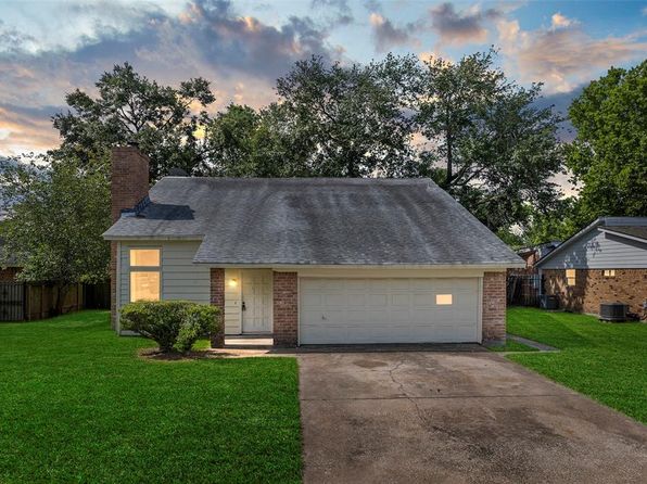 6639 Feather Creek Dr, Houston, TX 77086