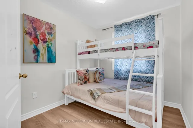 Additional image 33 of 14 Kayak Hts